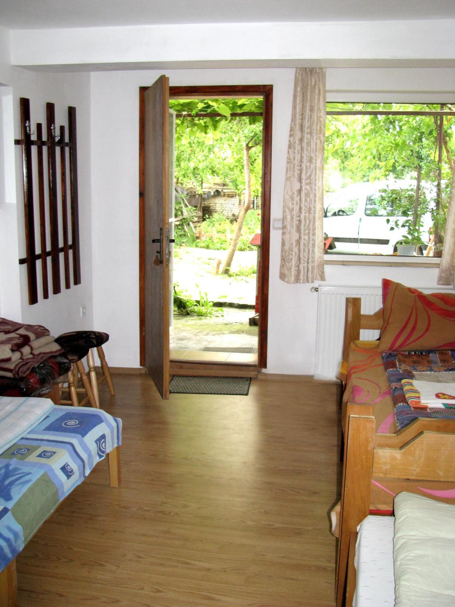 Guest House Familia Samovodene Zewnętrze zdjęcie